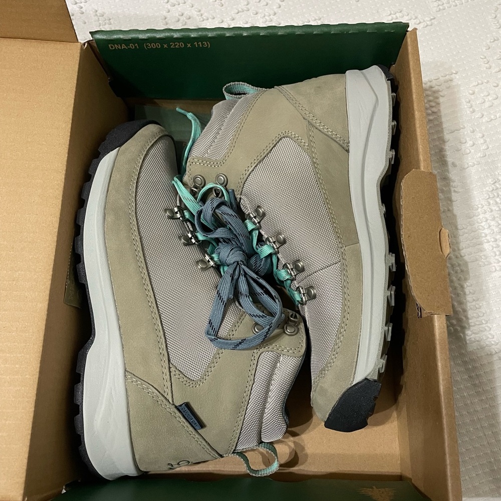 Danner Adrika Waterpoof hiking boots